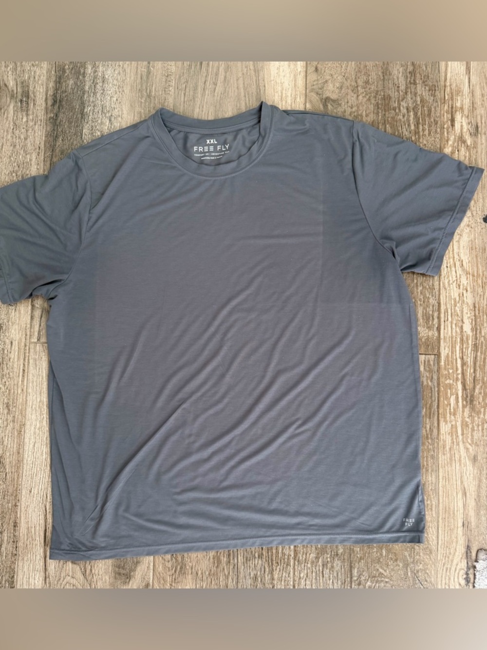Free Fly Men's Short-Sleeve Stretch Crew Tee in Gray Comfort and Movement